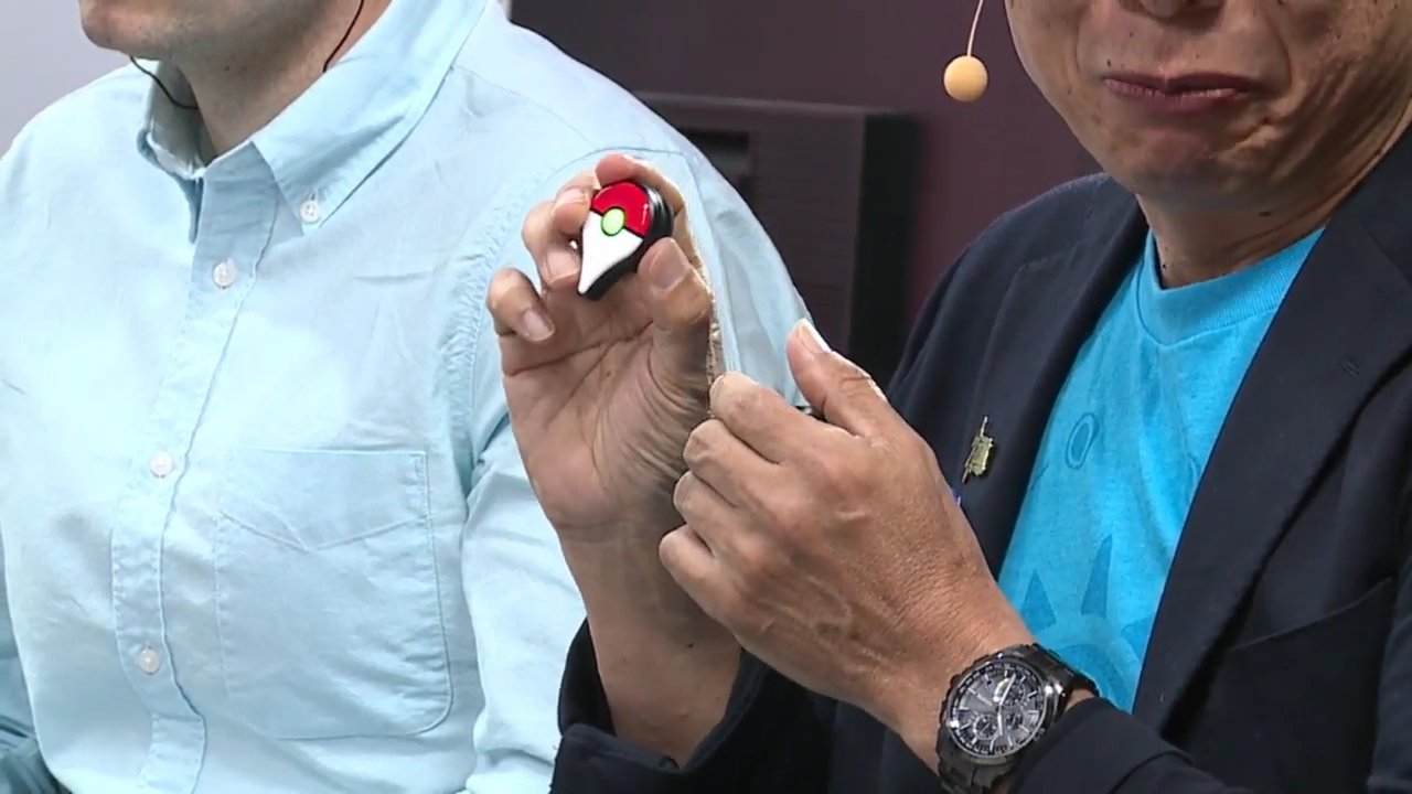 El maestro Miyamoto con el Pokémon GO Plus