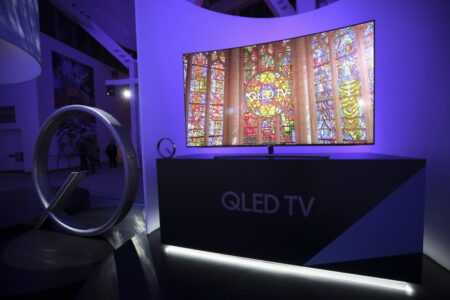 pantalla oled de 88 pulgadas y resolucion 8k portada