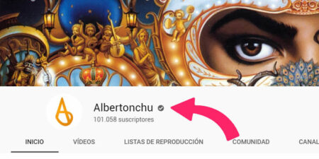 insignia de verificación en youtube