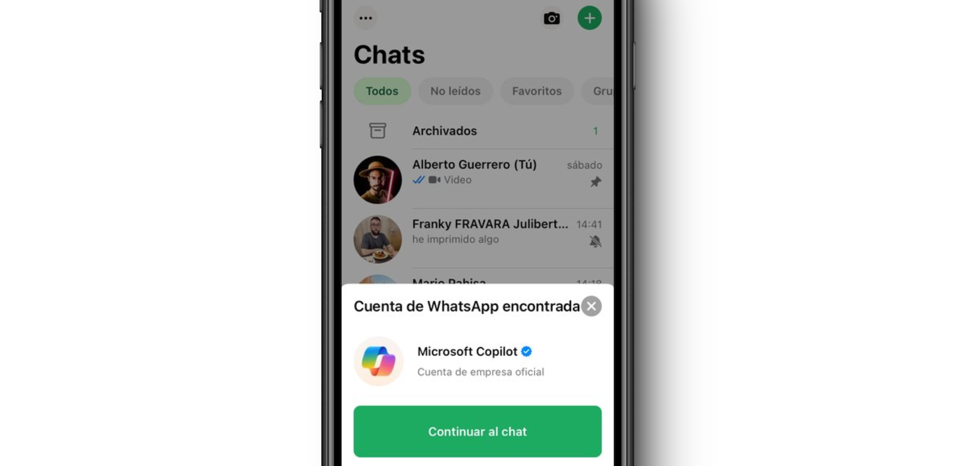 agregar copilot a whatsapp